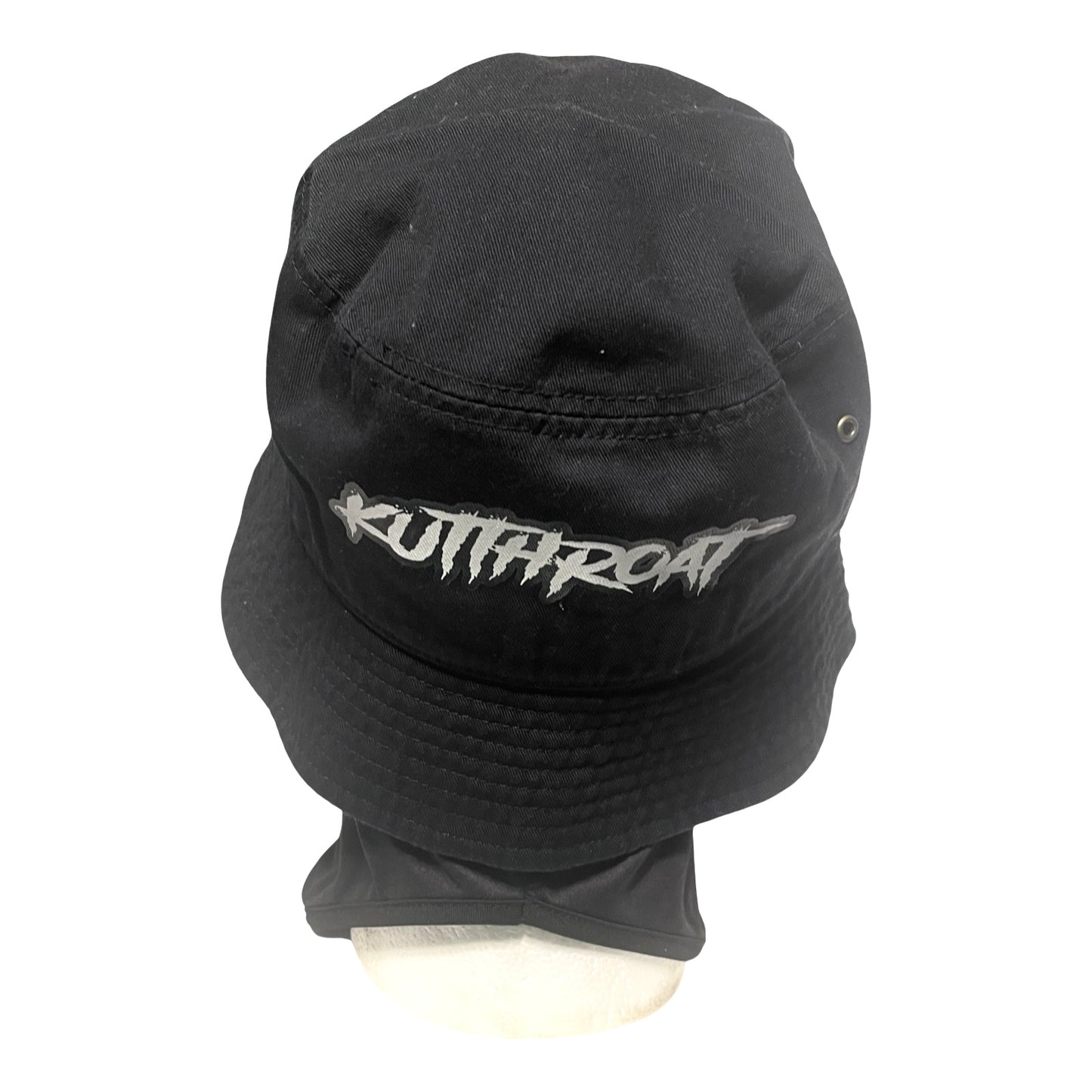Black bucket hat